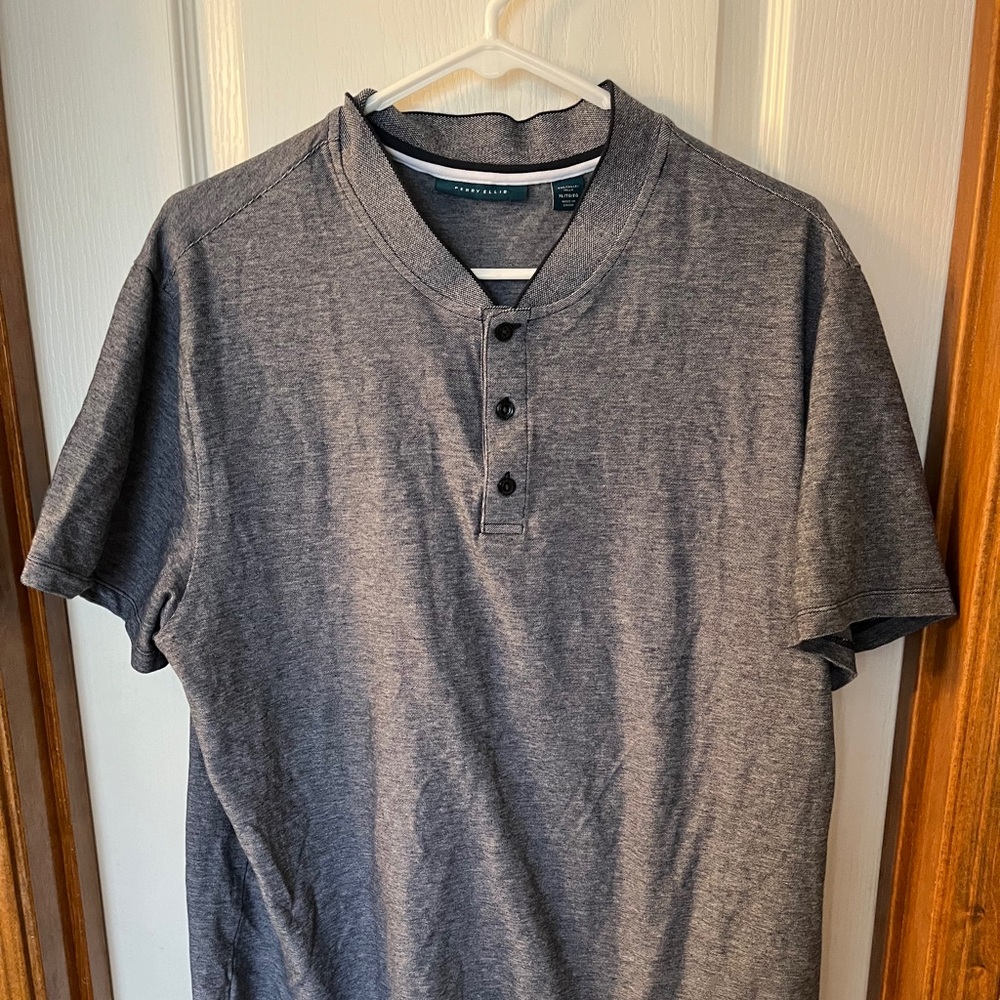 Men’s Perry Ellis Polo Size XL gray blue short sleeved